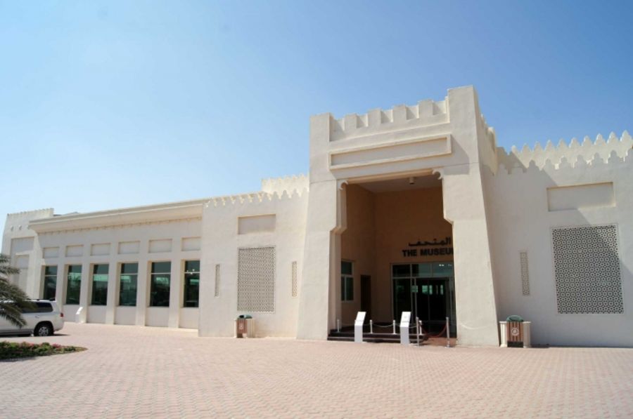 Эмираты 2012.Sharjah Old Cars Club and Museum.Дельфинариум (Часть 2)