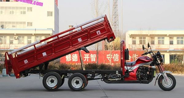 Трёхосные мотоциклы-самосвалы из Китая, которые используют вместо грузовиков