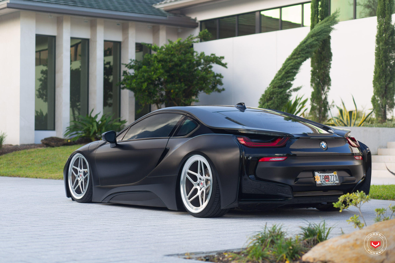 BMW i8 Matte