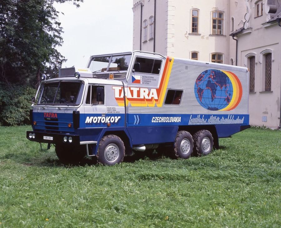 Уникальный грузовик Tatra 815 GTC, который проекхал 6 континентов и 67 стран
