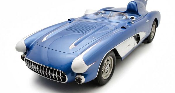 Редкий гоночный 1956 Corvette SR-2 Race Car продают за $6,88 млн
