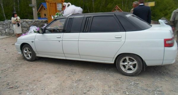 Редкий лимузин ВАЗ-21109 «Консул» продают всего за 350 тысяч рублей