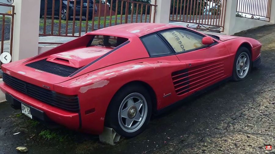 Заброшенный Ferrari Testarossa простоял под пуэрториканским солнцем целых 17 лет