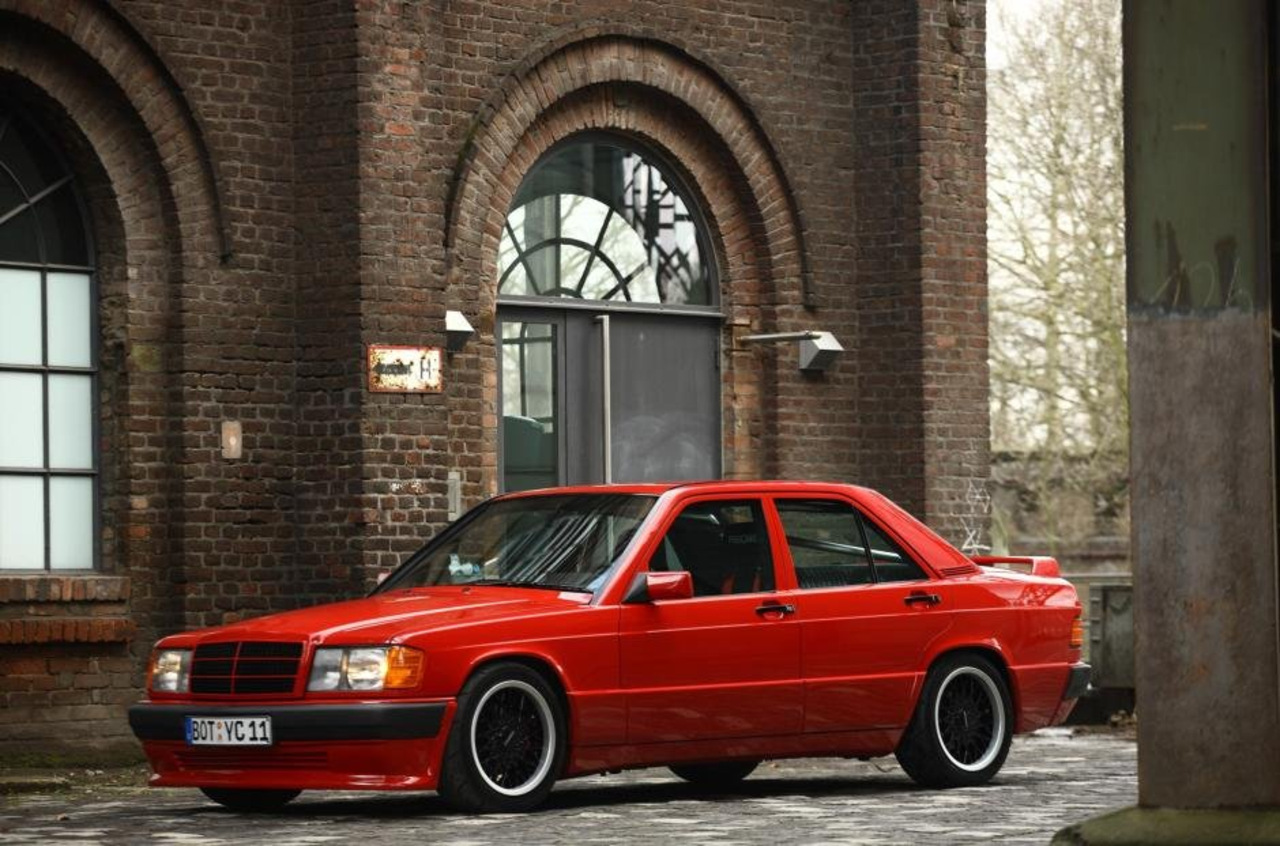 Mercedes 190 AMG