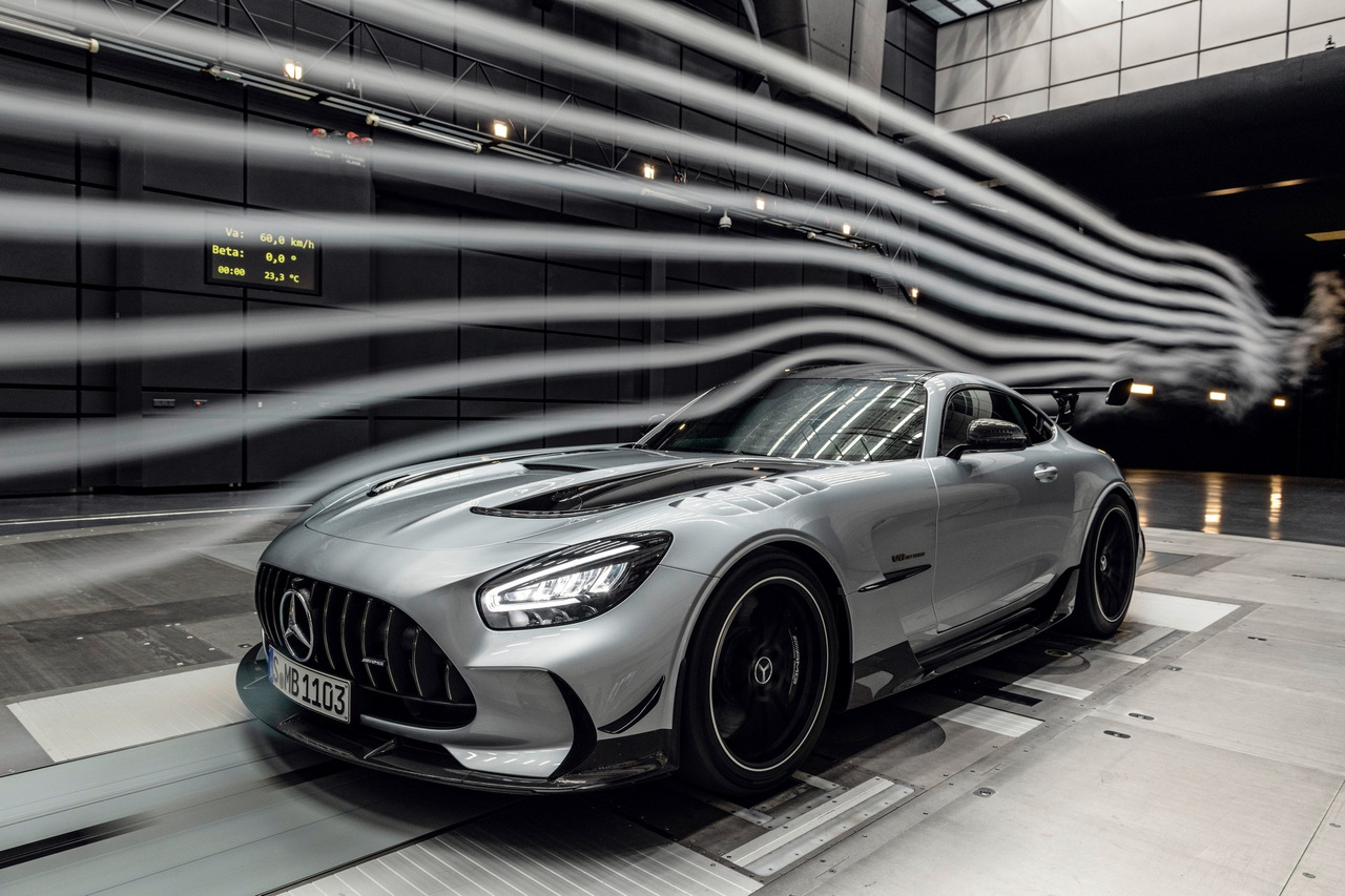 Mercedes Benz GTR AMG 2021