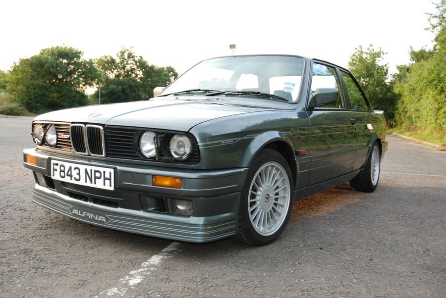 Special pentru pasionati: Atentie, se vinde un BMW E30 2.7 modificat de Alpina!