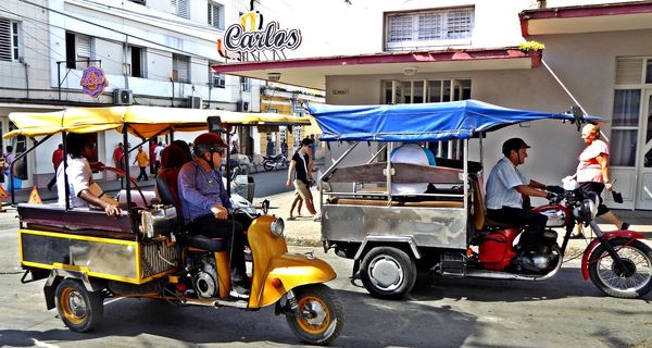 Фото: мотороллер ТГА-200 «Муравей» превратили в моторикшу на Кубе