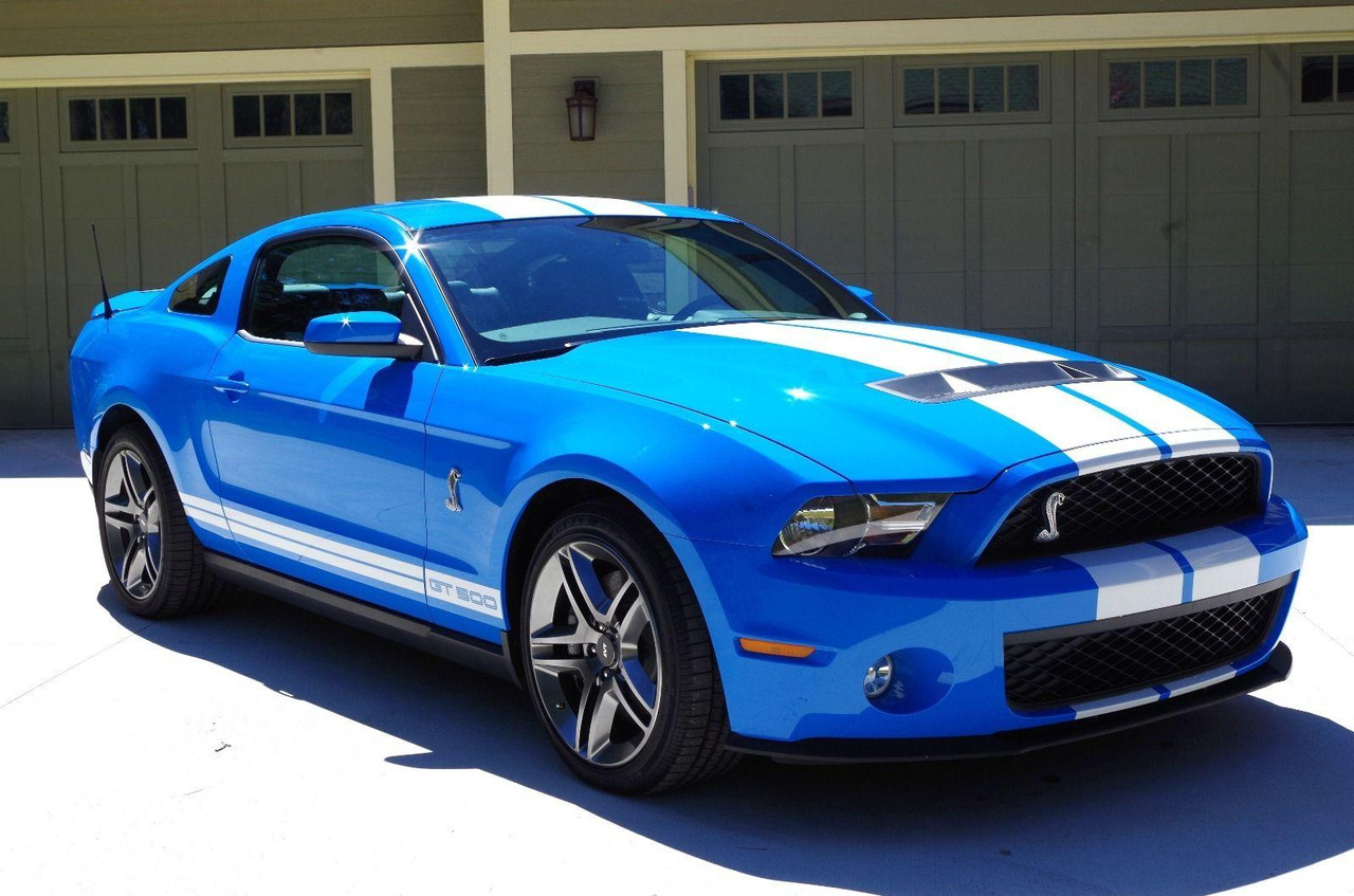 Ford Mustang v Shelby gt500