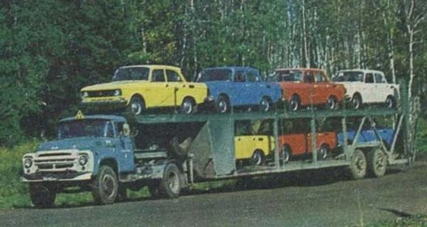 Как перевозили легковые и грузовые автомобили в СССР