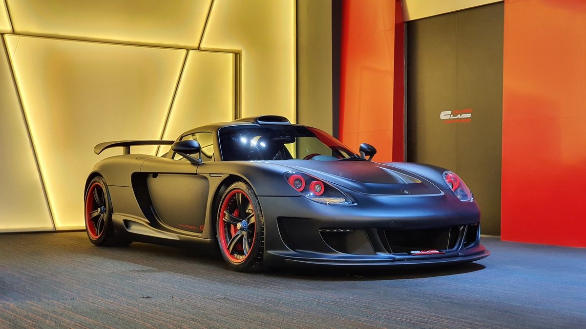 Porsche Carrera gt Red