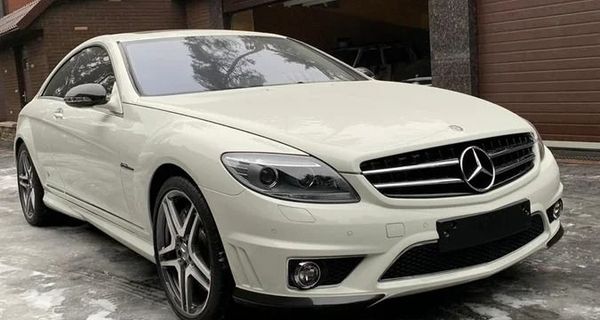 В Москве продают 12-летний Mercedes-Benz CL 63 AMG почти без пробега