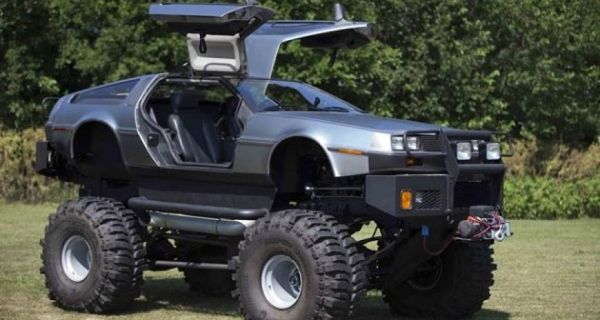 Кабриолет и лимузин на базе DeLorean