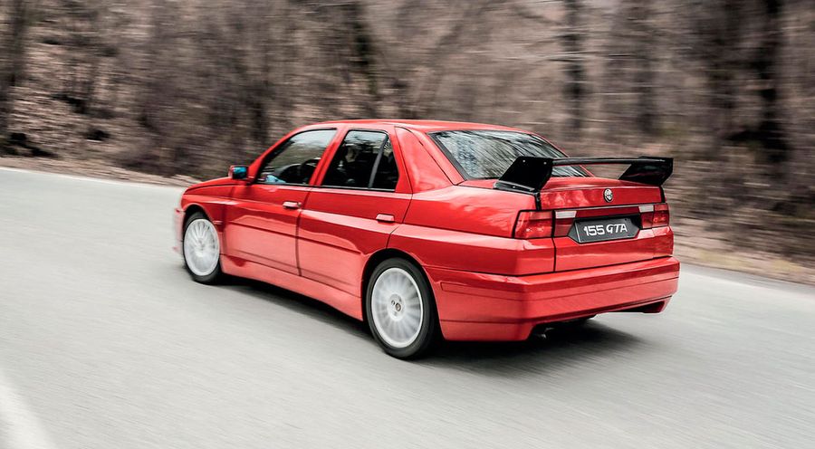 Alfa Romeo 155 GTA Stradale мог бы стать конкурентом BMW M3, но так и остался в единственном экземпляре