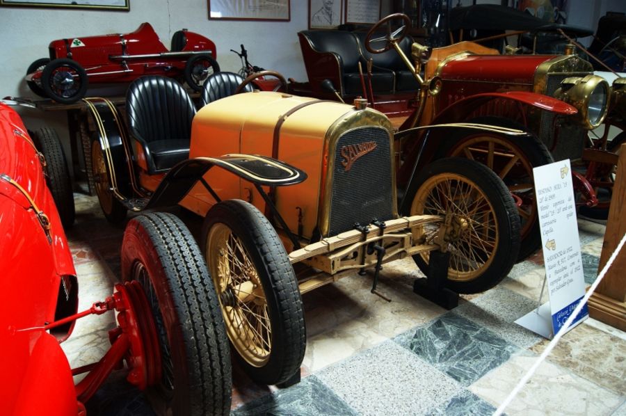 Обзор музея Collecio D&#039;automobils Salvador Claret