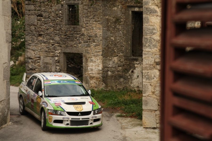 Napoca Rally Academy aduce titlul european* din ERC Production Cup in Romania