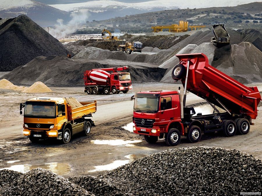 10 видеороликов, в которых вы увидете самые огромные грузовики