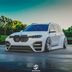 Дизайнер посмел превратить дорогой кроссовер BMW X7 в «пушку-гонку»