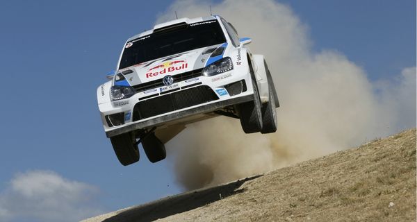 10 безумных прыжков в ралли WRC