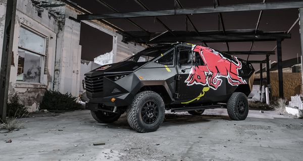 Новый автомобиль с логотипом Red Bull внушает нешуточный страх
