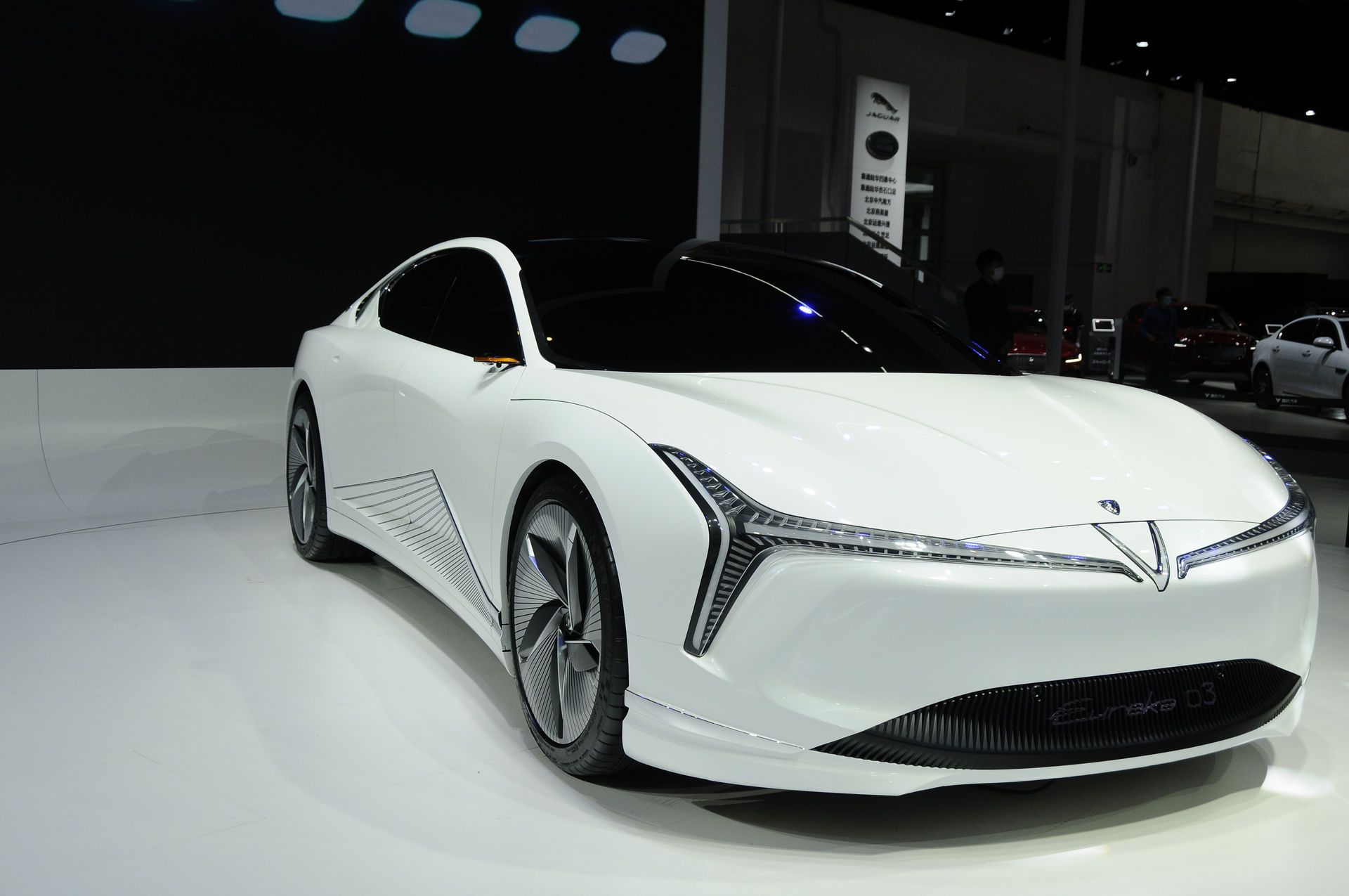 Топ лучших 2020. Тесла модел 3 концепт. Китайский электромобиль neta. Тесла 2022 концепт. Neta Eureka 03.