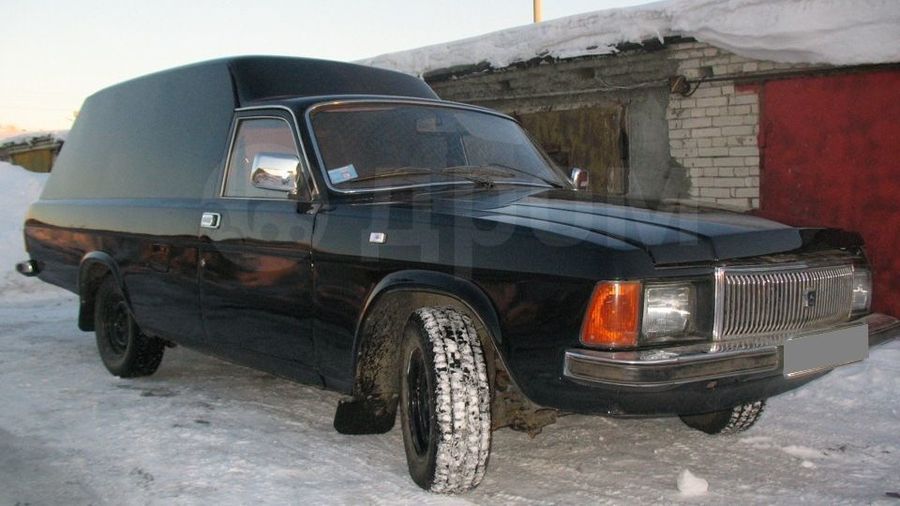 Удивительно, но ГАЗ-3102 «Волга» может быть неплохим катафалком