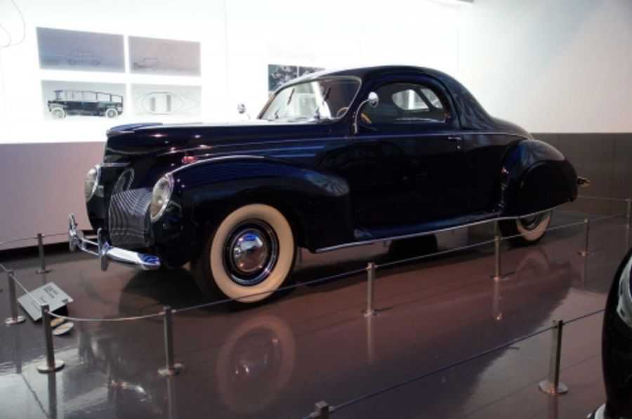 Dieselpunk Car. Lincoln Zephir Coupe 1939