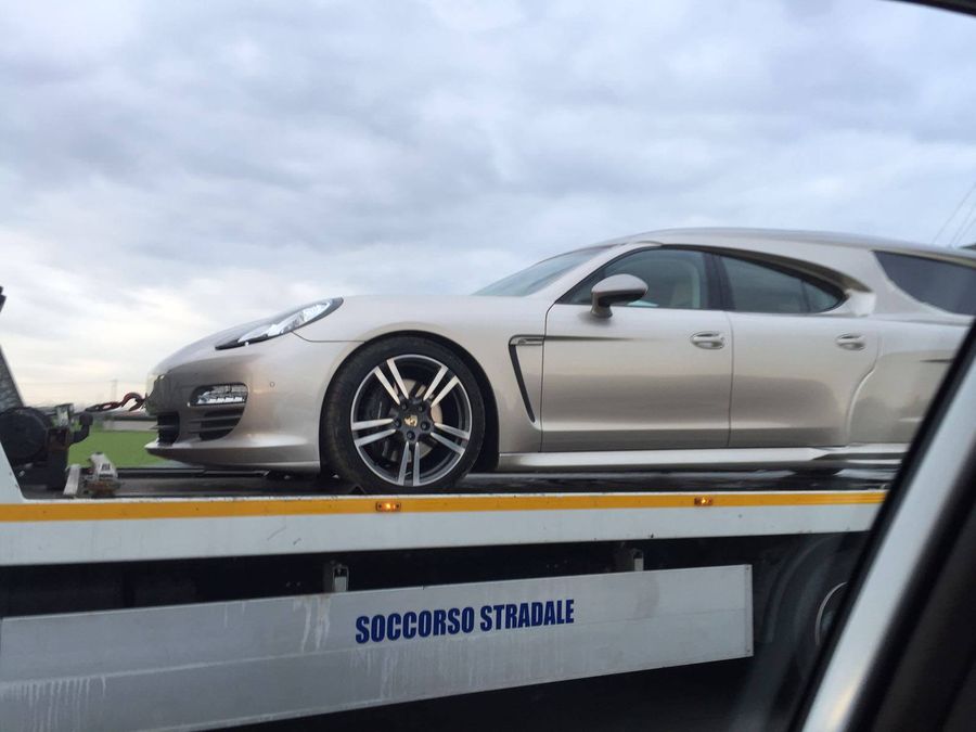Удивительный катафалк на базе мощного Porsche Panamera