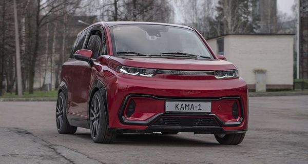Посмотрите на новый российский электроавтомобиль «Кама-1» в движении