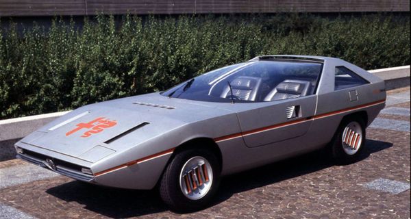 Alfa Romeo вспоминают 70-е с концепт каром Caimano