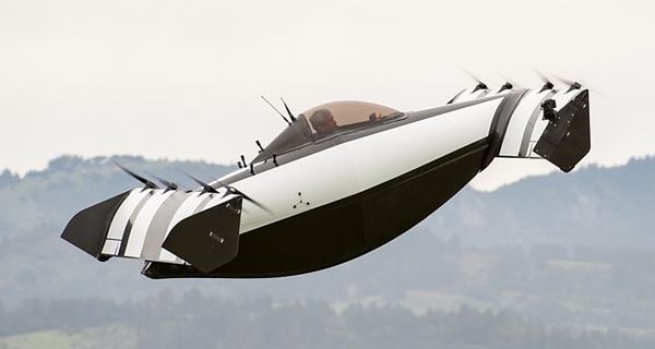 Электрический самолет с вертикальным взлетом Blackfly – самое крутое, что мы видели в этом году