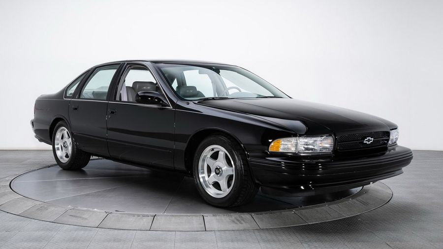 Капсула времени: Chevrolet Impala SS 1996 года выпуска с пробегом 3500 км ищет нового хозяина