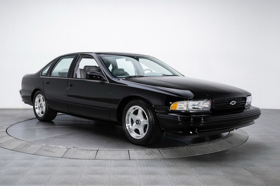 Капсула времени: Chevrolet Impala SS 1996 года выпуска с пробегом 3500 км ищет нового хозяина