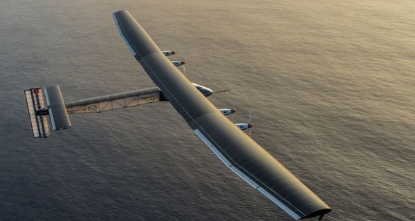 Самолет Solar Impulse 2 совершил первый кругосветный полет без капли топлива