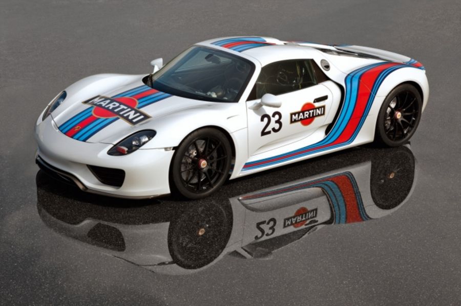 Official Press Release - 918 Spyder in Martini Racing design