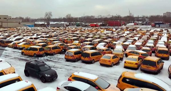 Куда уходят умирать московские Яндекс-Такси