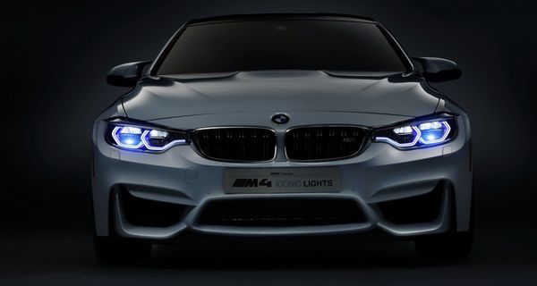 BMW готовит публику к лазерным фарам с помощью концепта M4 Concept Iconic Lights