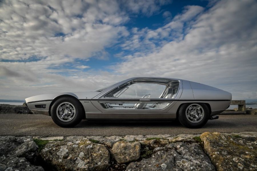 Lamborghini Marzal — the stylish prototoype with no future