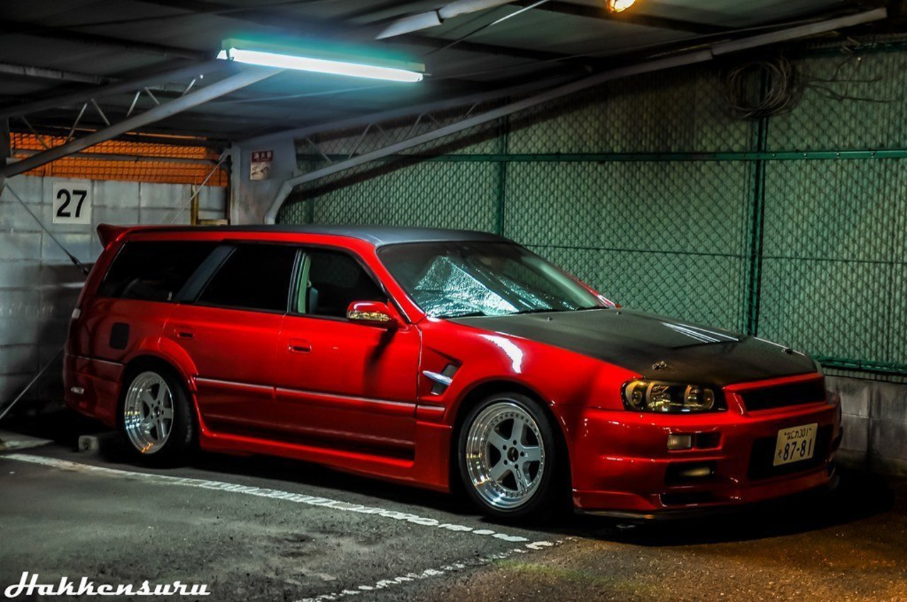 Nissan Skyline 34 универсал