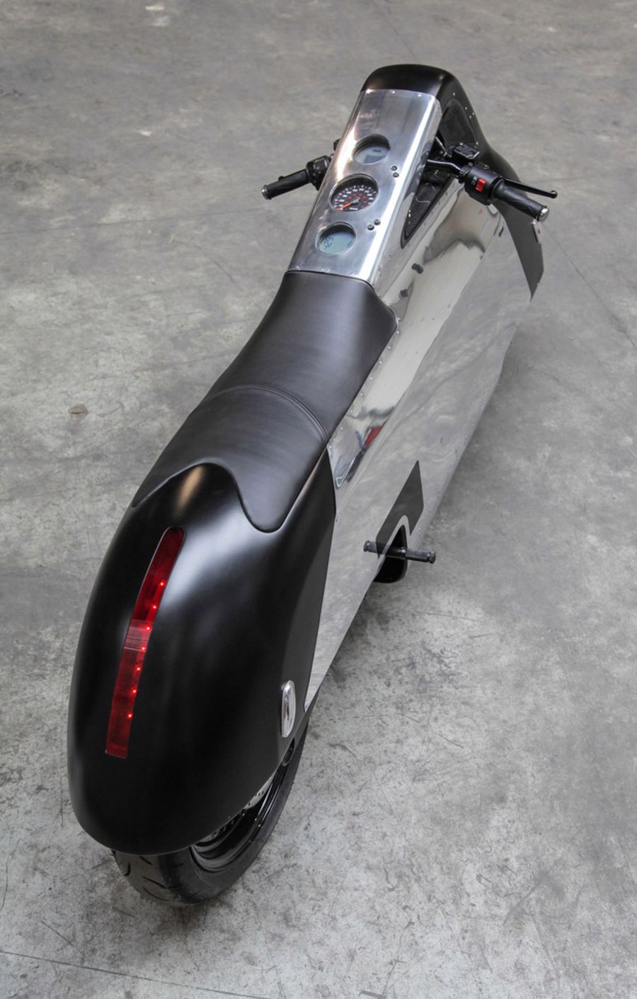 Скутер 22. Vectrix vx1. Электро макси скутер. Футуристический скутер. Vectrix Maxi Scooter.