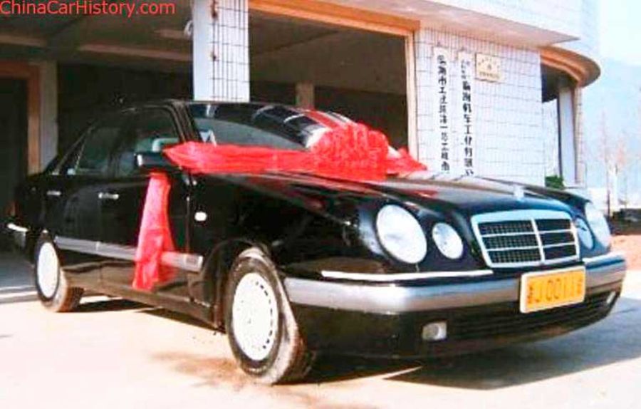 История первого автомобиля Geely, который был подделкой Mercedes-Benz E-Class