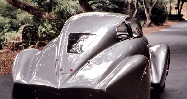 Самые красивые довоенные автомобили имели кузов фастбэк