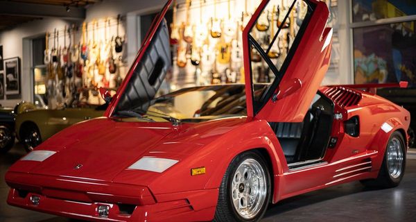В США продают очень редкий Lamborghini Countach с пробегом 1000 км за 31 миллион рублей