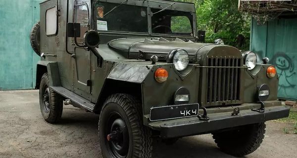 Берегите глаза: На Украине продают ГАЗ-67Б 1944 года выпуска с самодельным кузовом