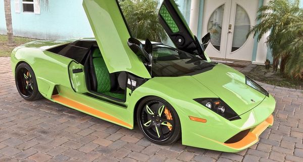 Кто-то сделал из Porsche Boxter реплику Lamborghini Murcielago за 4 млн рублей