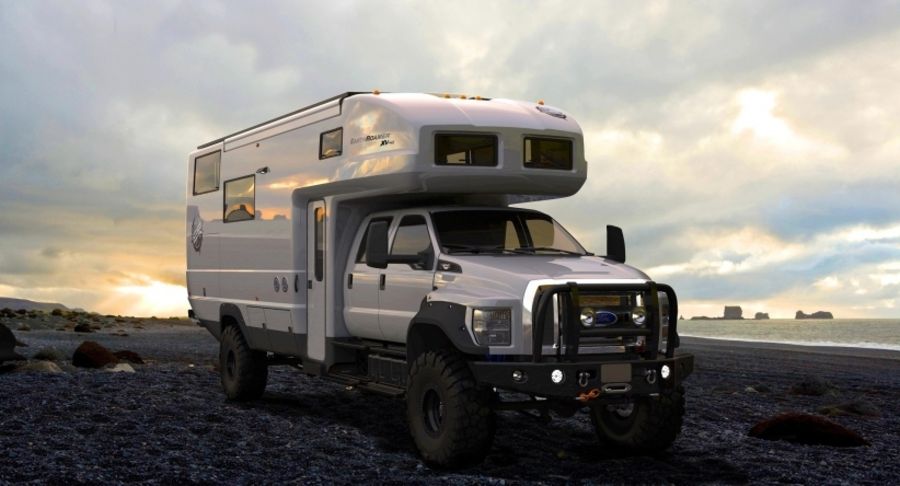 EarthRoamer XV-HD - furgoneta rezidentiala evaluata la un milion de dolari