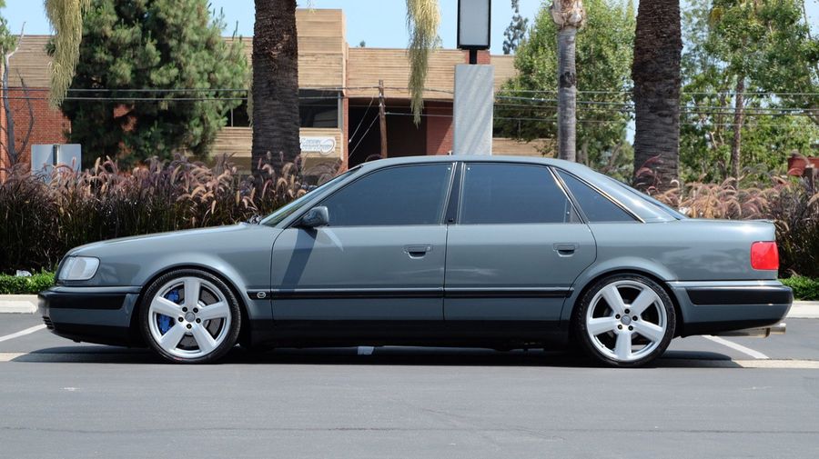 1993 Audi 100 S4 получил интересные визуальные и технические доработки
