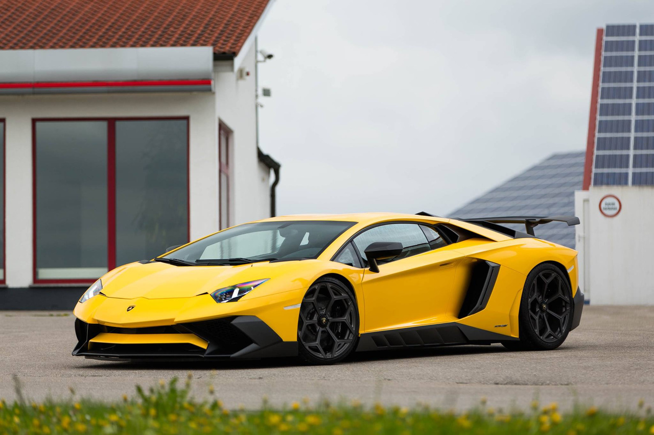 2016 Lamborghini Aventador lp750 4 SV