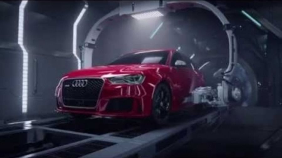 Audi a facut un video amuzant despre cum se naste Audi RS3