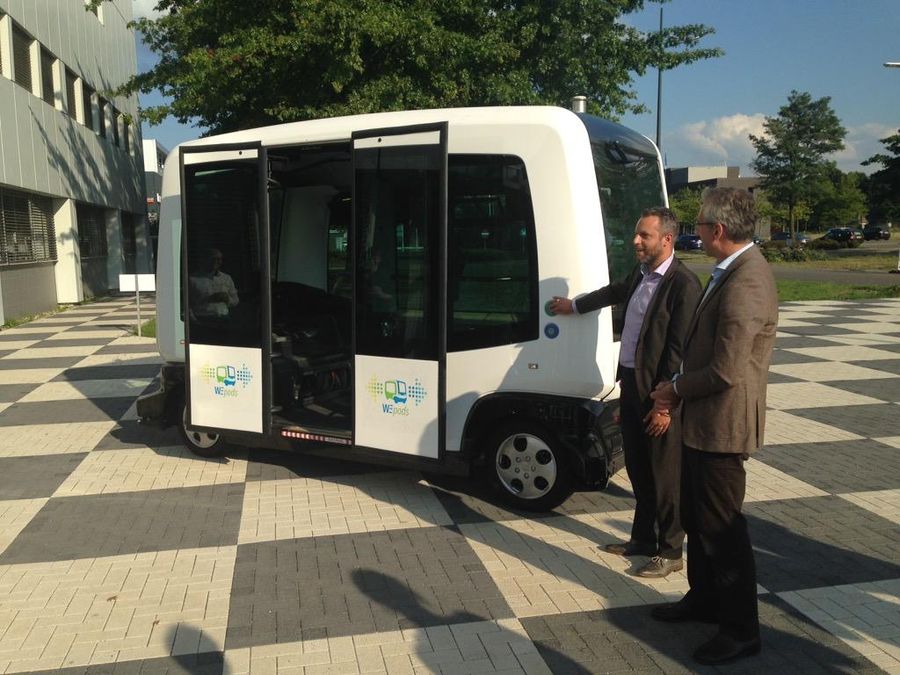 Первый автономный автобус появится на улицах Голландии в ноябре
