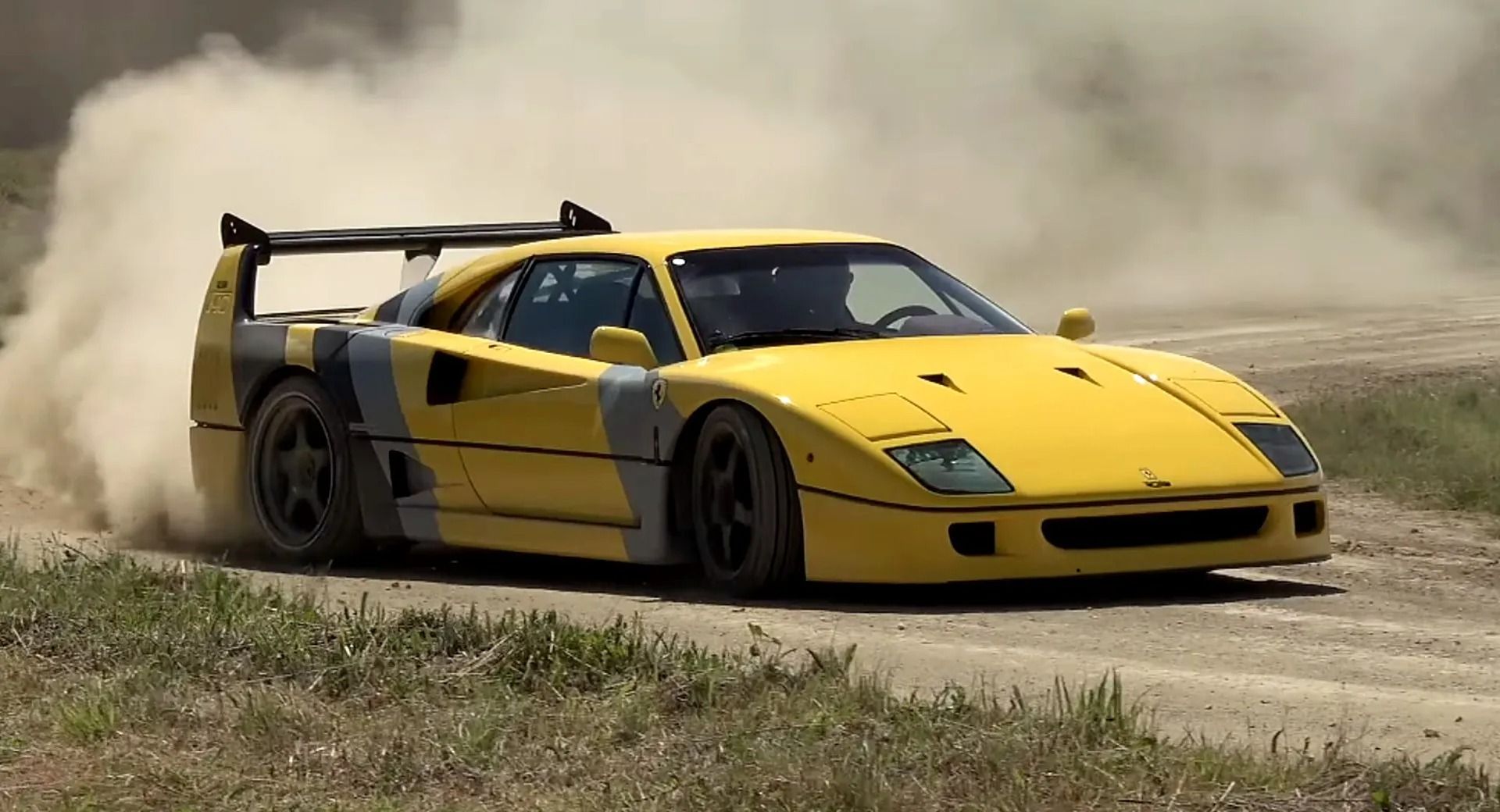 Ferrari f40 Yellow